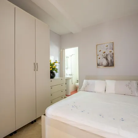 Royal Apartment