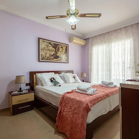 Royal Apartment *
