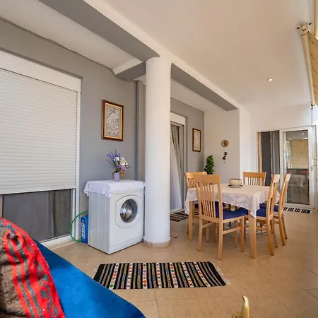 Apartman Royal *