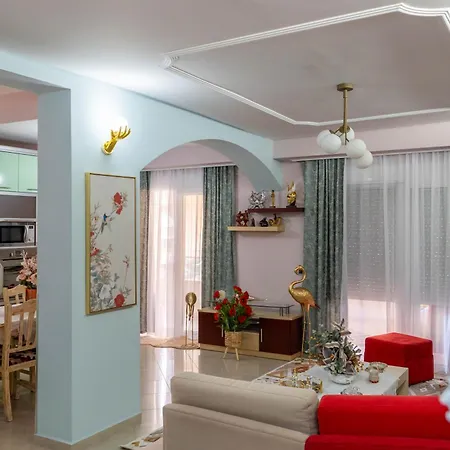 Royal * Саранда