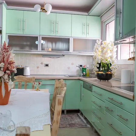 Royal * Саранда